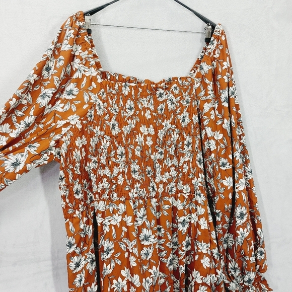 Floral Brown Midi Dress - Picture 5 of 10